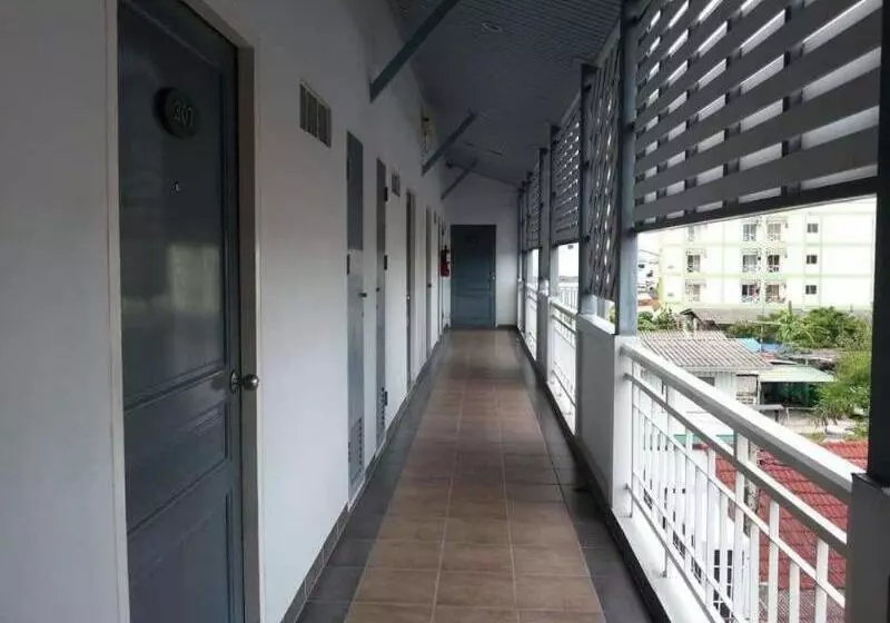 Fotos del hotel Baan Suksiri:  6