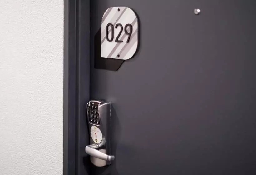 Fotos del hotel B&b Hôtel Cannes La Bocca Plage:  13