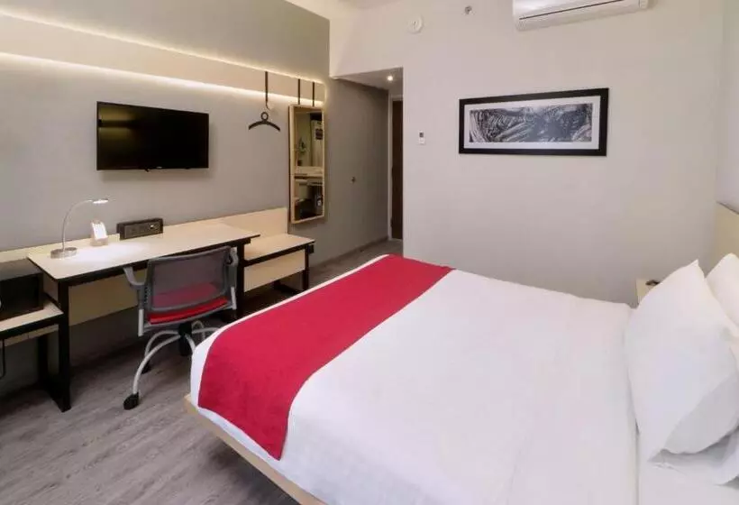 Fotos del hotel City Express Plus Monterrey Galerías:  23