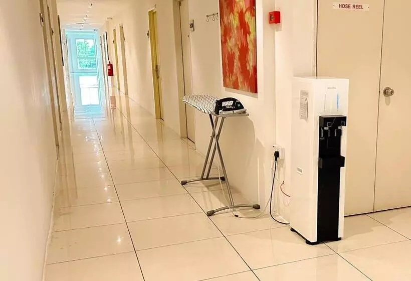 Fotos del hotel C Y C Heritage:  13