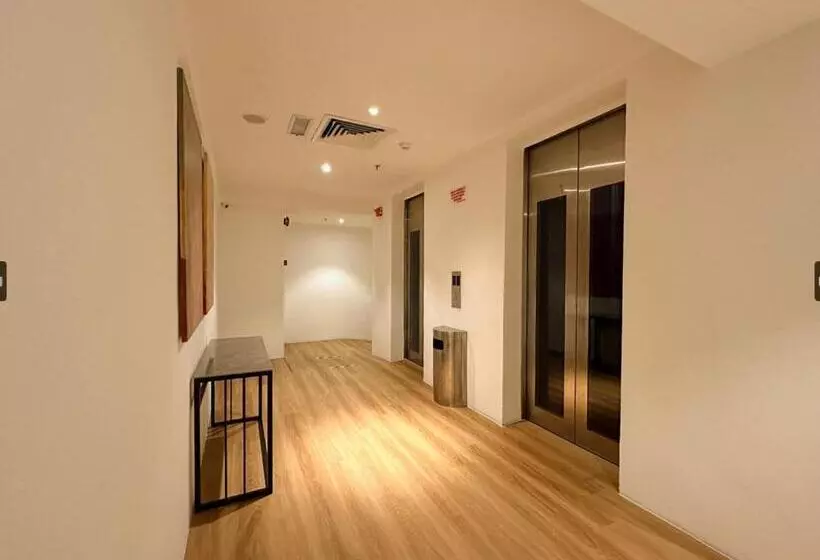 Fotos del hotel C Y C Heritage:  8