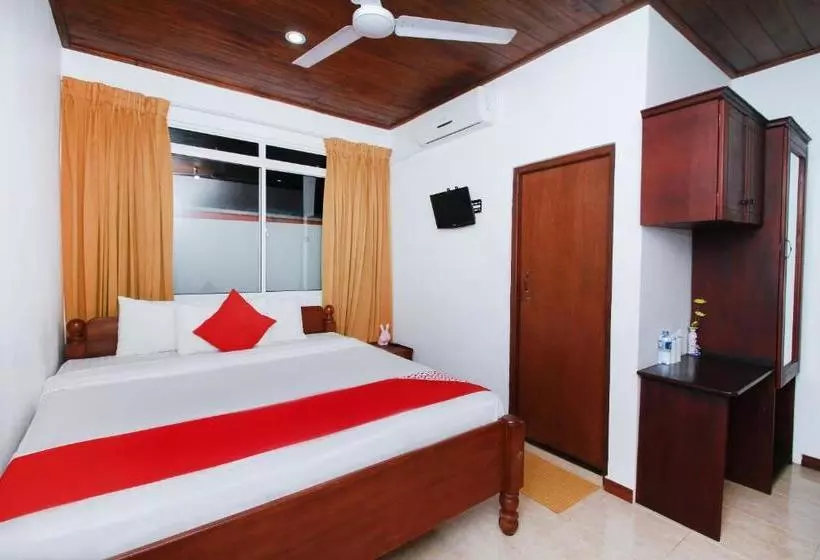 Fotos del hotel Aradhana:  11