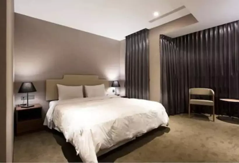 Fotos del hotel Noble:  15