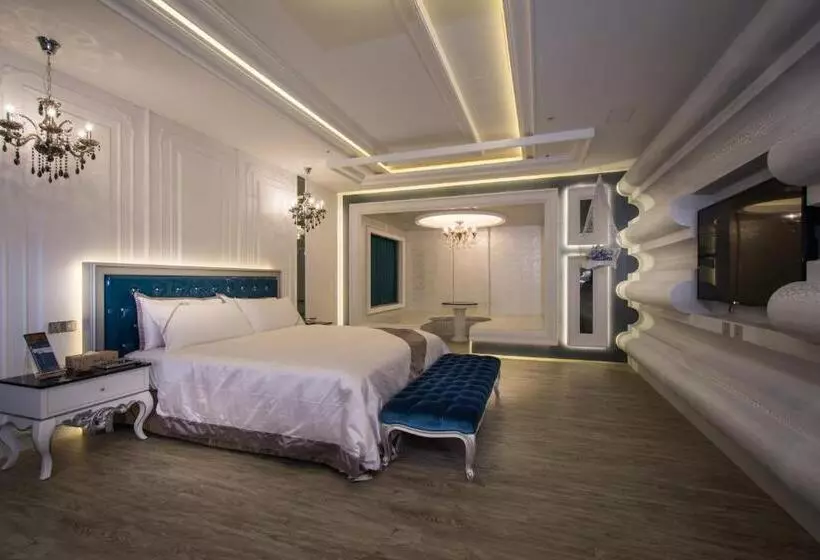 Fotos del hotel Uher:  16