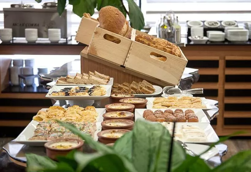 Fotos del hotel The Rise Aron Business  Merter:  8