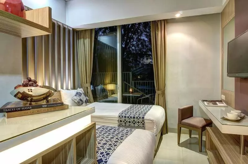 Sampit Residence Managed By Flat06