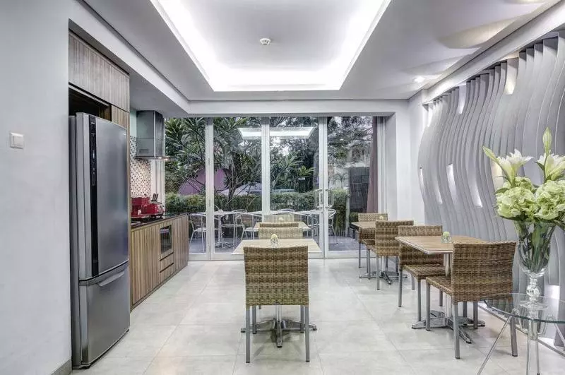 Fotos del hotel Sampit Residence Managed By Flat06:  2