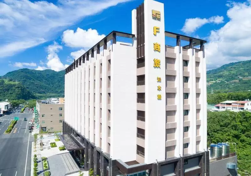 F Hotel Chihpen