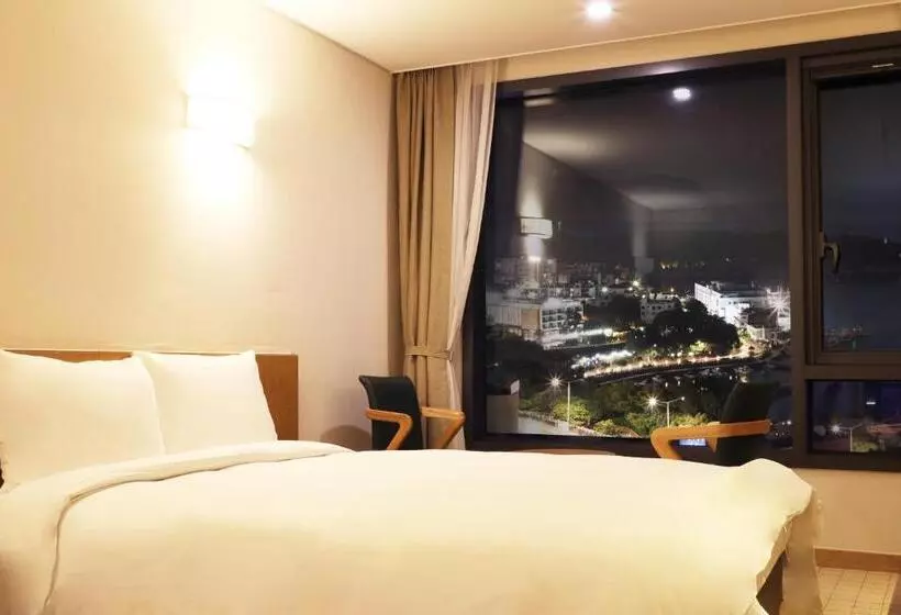 Fotos del hotel Mstay:  24