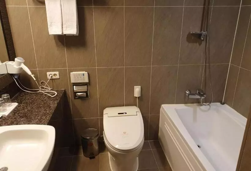 Fotos del hotel Mstay:  5