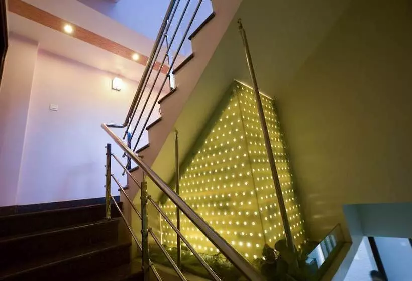 Fotos del hotel Central Residency:  17