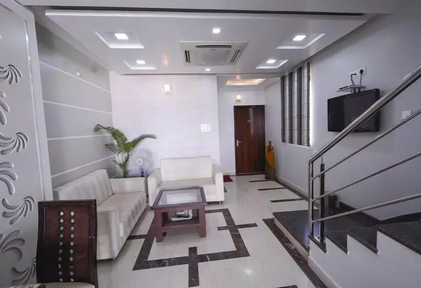 Fotos del hotel Central Residency:  25