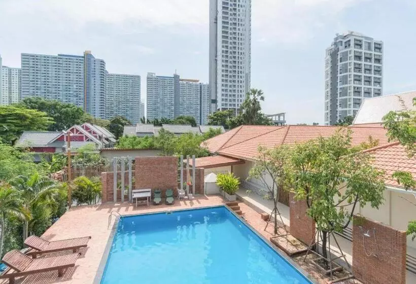 Fotos del hotel Lotusland Resort:  16