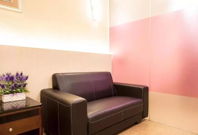 Fotos del hotel Zamburger Lavender Nusa:  2