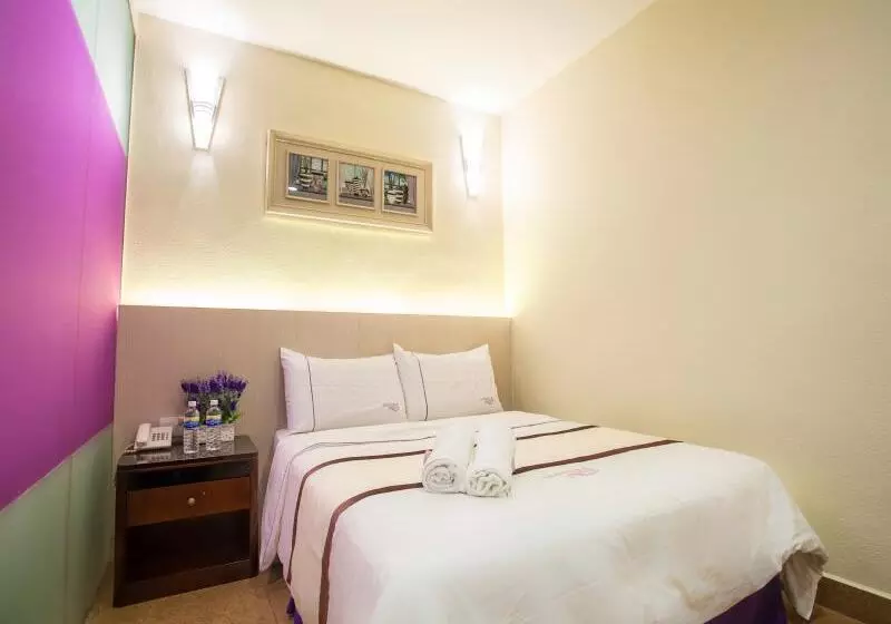 Zamburger Lavender Nusa