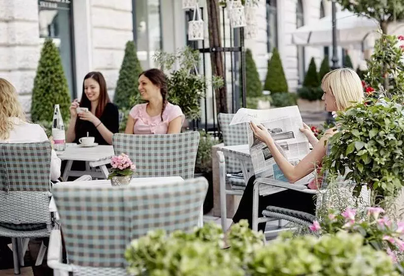 Fotos del hotel Aria Hotel Budapest By Library Hotel Collection:  5