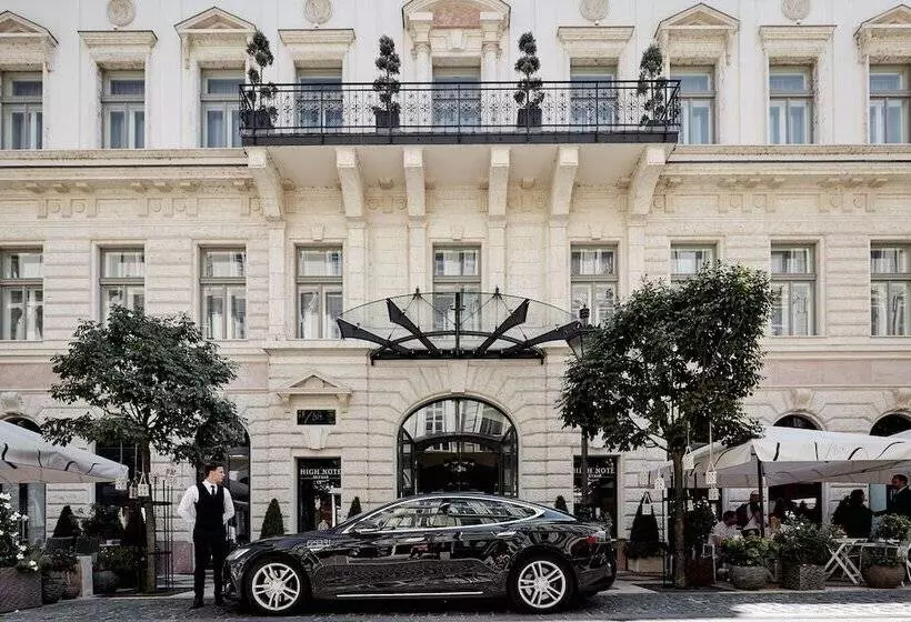 Fotos del hotel Aria Hotel Budapest By Library Hotel Collection:  12