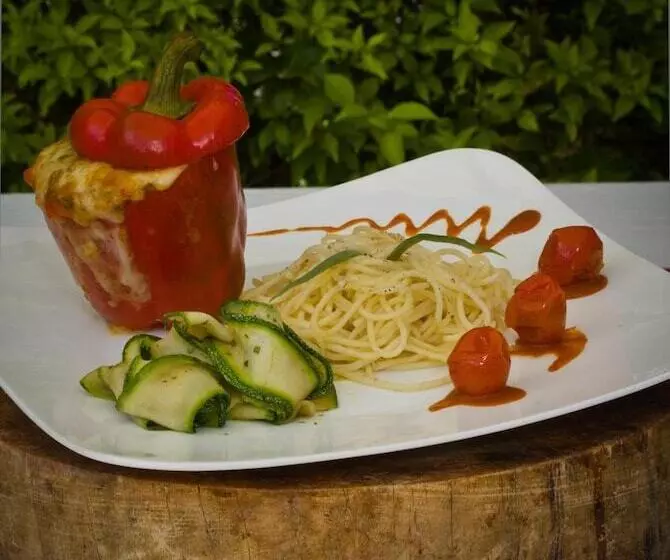 Fotos del hotel Battambang Resort:  3