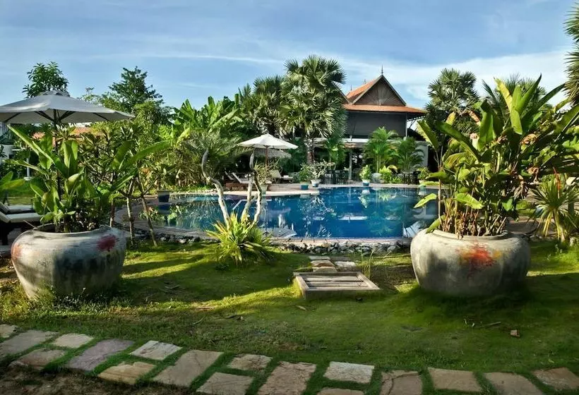 Fotos del hotel Battambang Resort:  2