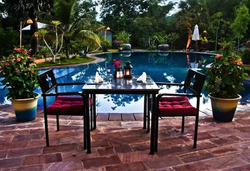 Fotos del hotel Battambang Resort:  5