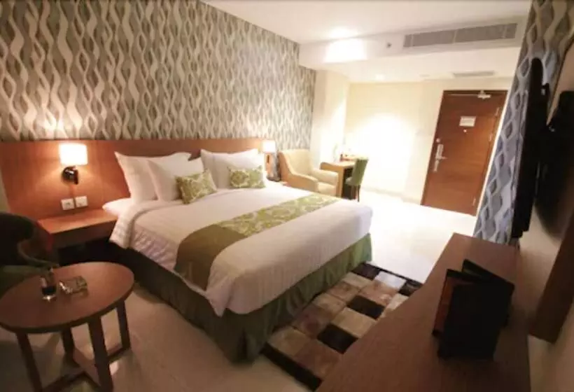 Fotos del hotel Ijen Suites Resort & Convention:  2