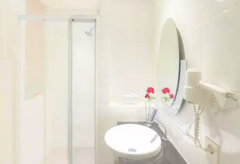 Fotos del hotel J Hotel - Bandara Soekarno Hatta:  14