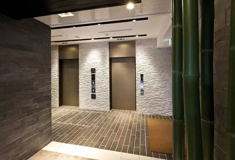 Fotos del hotel Sotetsu Fresa Inn Shimbashihibiyaguchi:  2