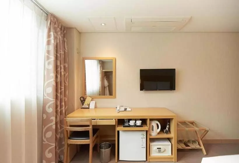 Fotos del hotel Towerhill:  2