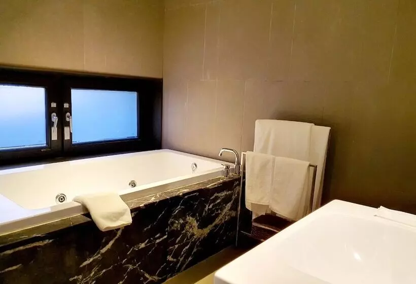 Fotos del hotel Js Boutique:  21