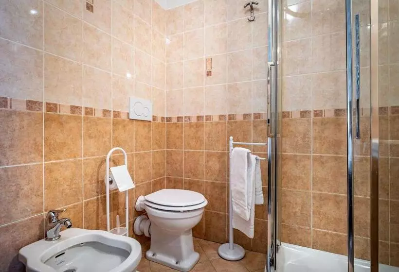 Fotos del hotel Ghirlandaio Florence:  5