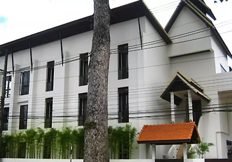 Fotos del hotel 296 The Radtanaiya Residence:  6