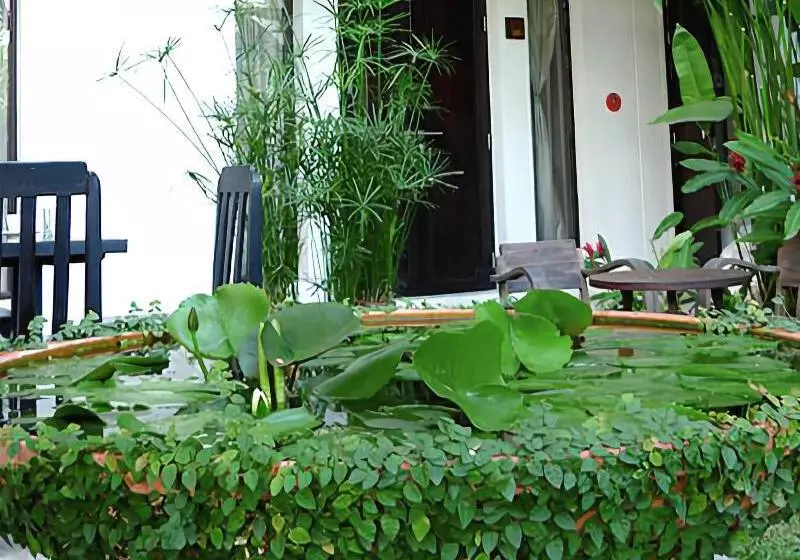 Fotos del hotel 296 The Radtanaiya Residence:  11