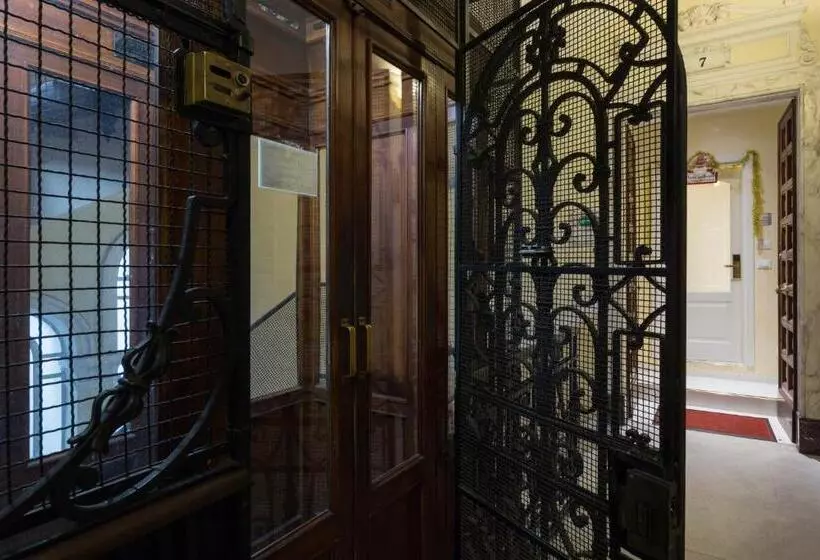 Fotos del hotel Home Grifondoro Affittacamere:  4