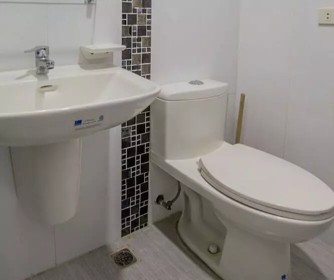 Fotos del hotel Pj Inn:  8