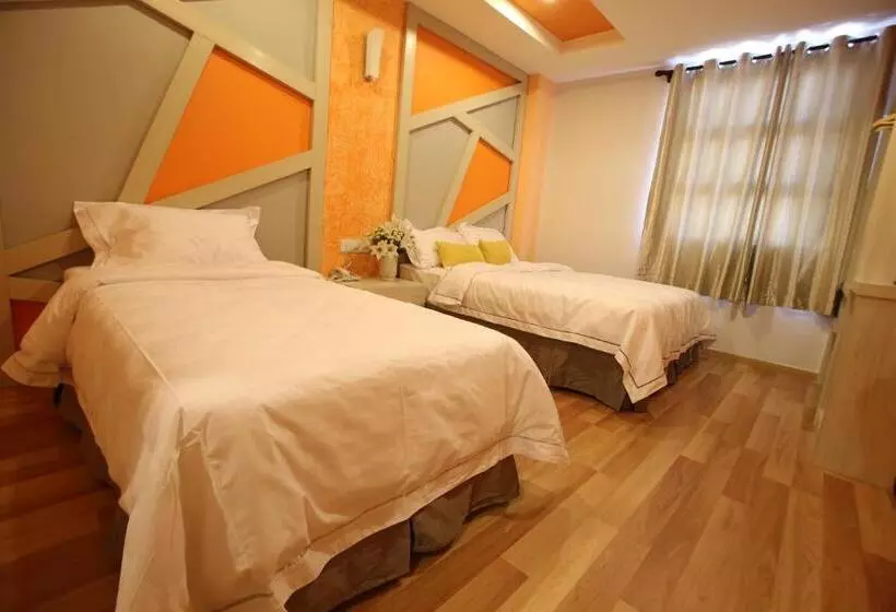 Fotos del hotel Sunshine Inn Plus:  13