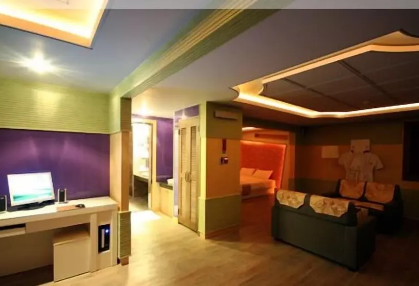 Fotos del hotel World Tourist:  5