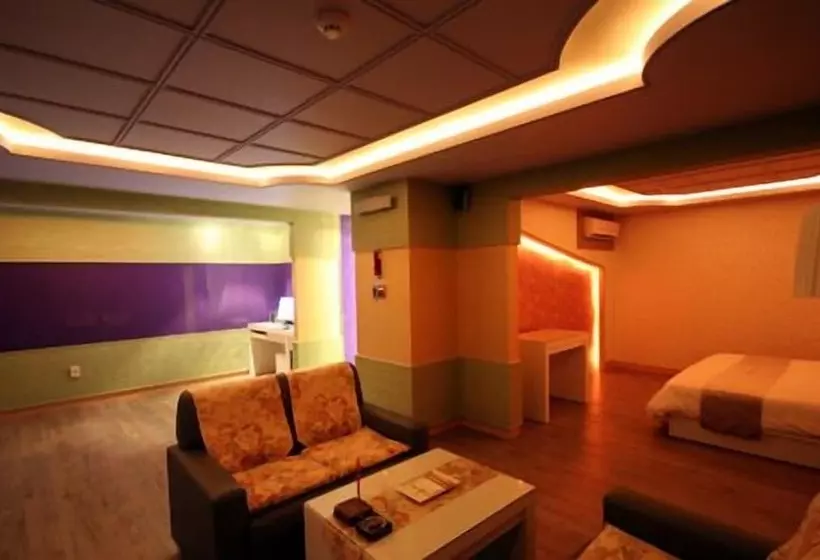 Fotos del hotel World Tourist:  18