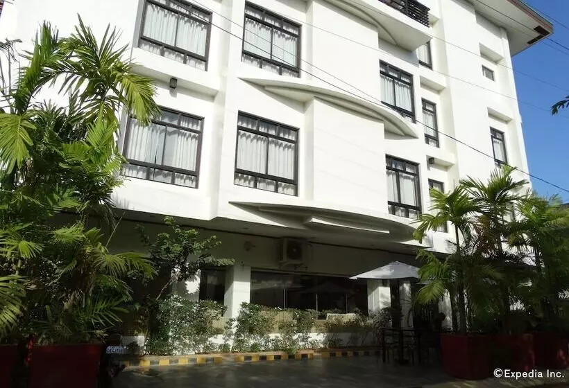 Ipil Suites Puerto Princesa