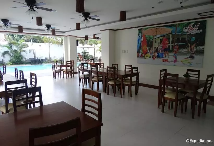 Fotos del hotel Ipil Suites Puerto Princesa:  12