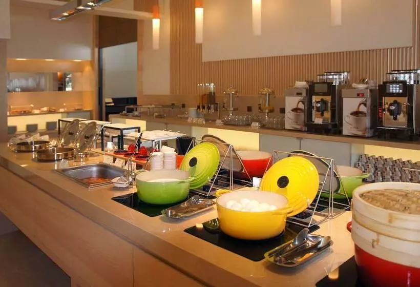 Fotos del hotel Cozzi Zhongshan Kaohsiung:  7