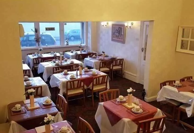 Fotos del hotel The Hollingdales:  4