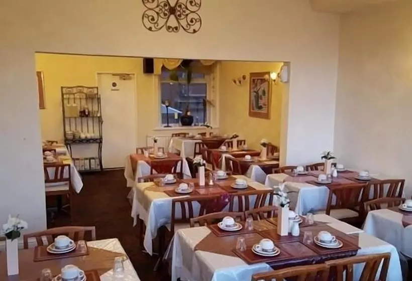 Fotos del hotel The Hollingdales:  9