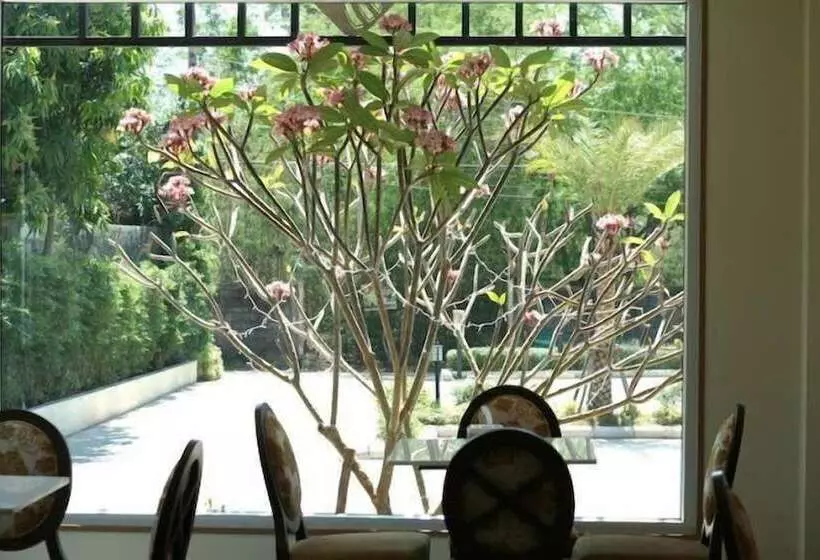 Fotos del hotel Kitlada Hotel Udonthani:  10