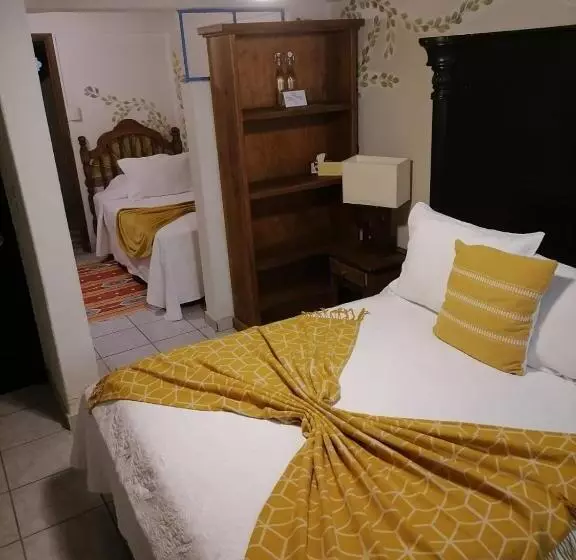 Fotos del hotel Santa Ana:  4