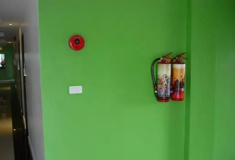 Fotos del hotel At 24 Boutique:  24