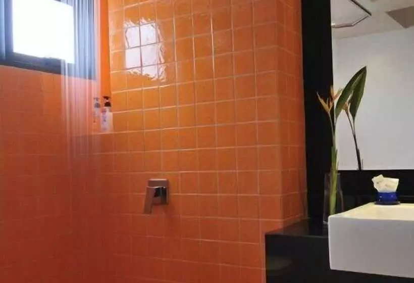 Fotos del hotel At 24 Boutique:  10