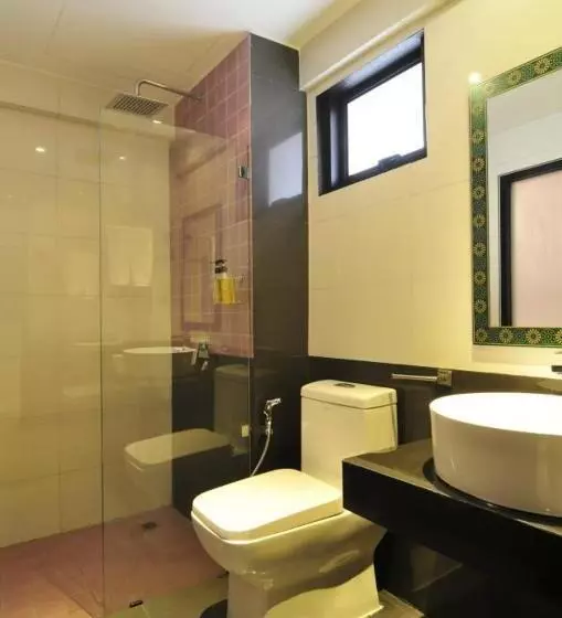 Fotos del hotel At 24 Boutique:  4