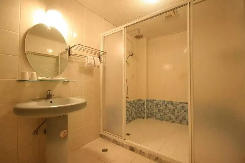 Fotos del hotel Herhuan:  7