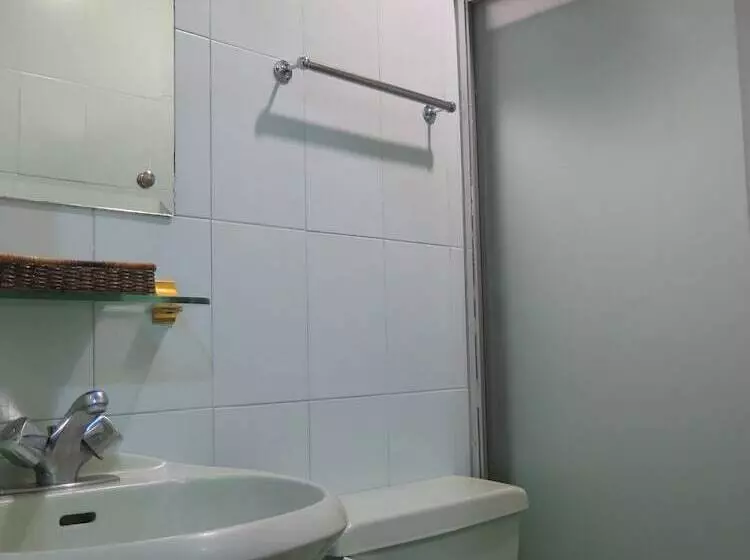 Fotos del hotel Regency Inn:  6