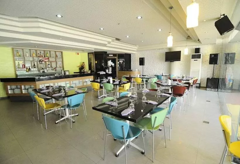 Fotos del hotel Regency Inn:  10